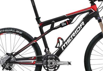 Rám NINETY SIX CARBON 3500-D 18" DT XRC
